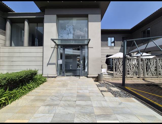 344M² OFFICE TO LET IN SANDTON CENTRAL